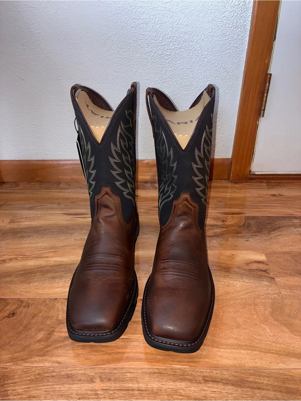 Ariat Men’s Harvester Pull-On Work Boots, brown/black - size 14 EE (wide)